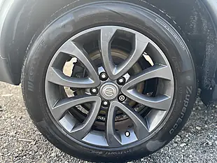 Used 2015 Nissan Juke Tekna White - Interior and Exterior details 20