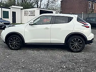 Used 2015 Nissan Juke Tekna White - Interior and Exterior details 4