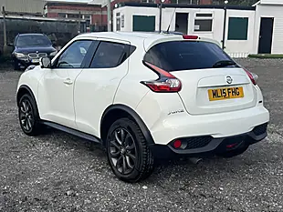 Used 2015 Nissan Juke Tekna White - Interior and Exterior details 5