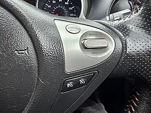 Used 2015 Nissan Juke Tekna White - Interior and Exterior details 16