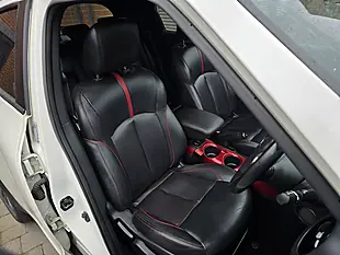 Used 2015 Nissan Juke Tekna White - Interior and Exterior details 4