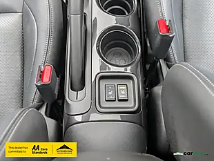 Used 2015 Nissan Juke Tekna White - Interior and Exterior details 14