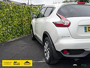 Used 2015 Nissan Juke Tekna White - Interior and Exterior details 8