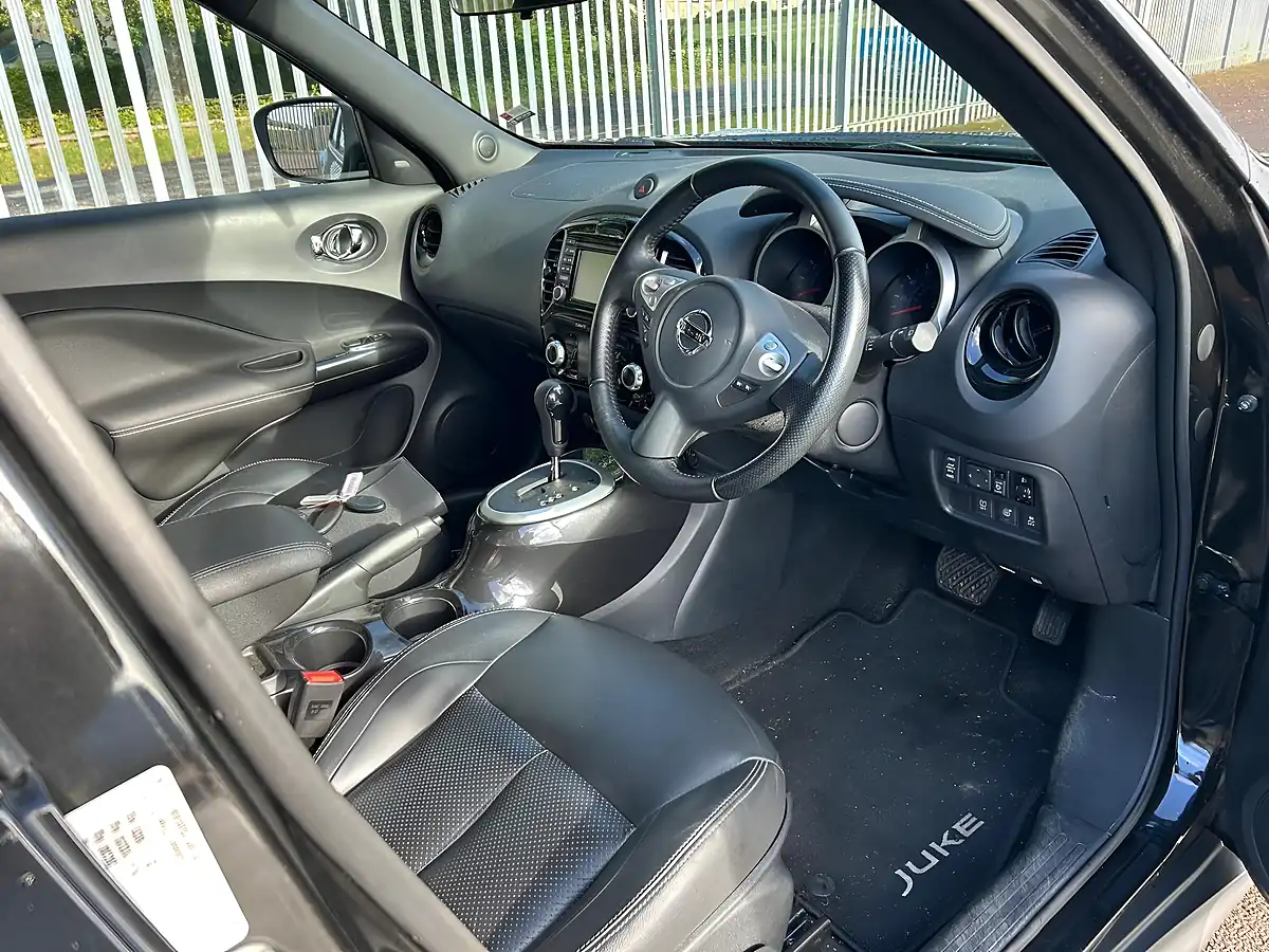 Used 2015 Nissan Juke Tekna Xtron Black - Interior and Exterior details 5