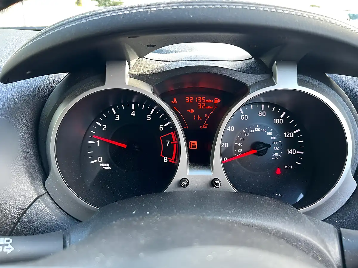 Used 2015 Nissan Juke Tekna Xtron Black - Interior and Exterior details 7