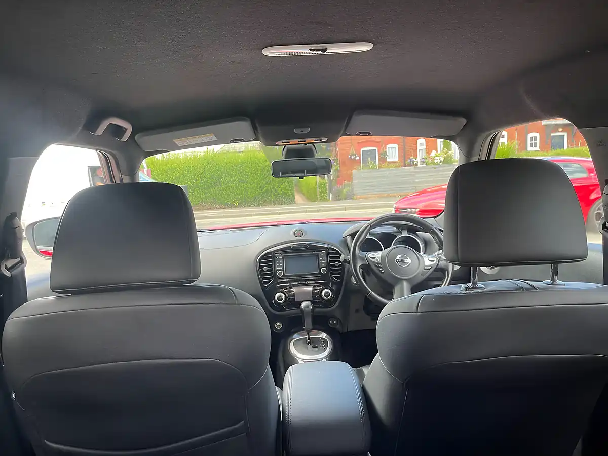 Used 2015 Nissan Juke Tekna Xtron Red - Interior and Exterior details 14