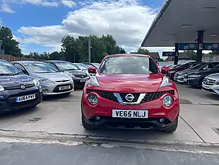 Used 2015 Nissan Juke Tekna Xtron Red - Interior and Exterior details 7