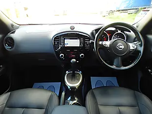 Used 2015 Nissan Juke Tekna Yellow - Interior and Exterior details 19