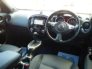 Used 2015 Nissan Juke Tekna Yellow - Interior and Exterior details 3