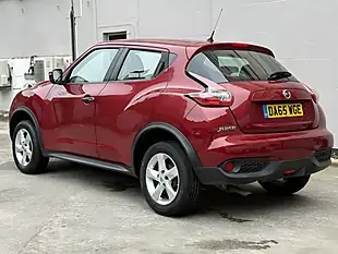 Used 2015 Nissan Juke Visia Red - Interior and Exterior details 3