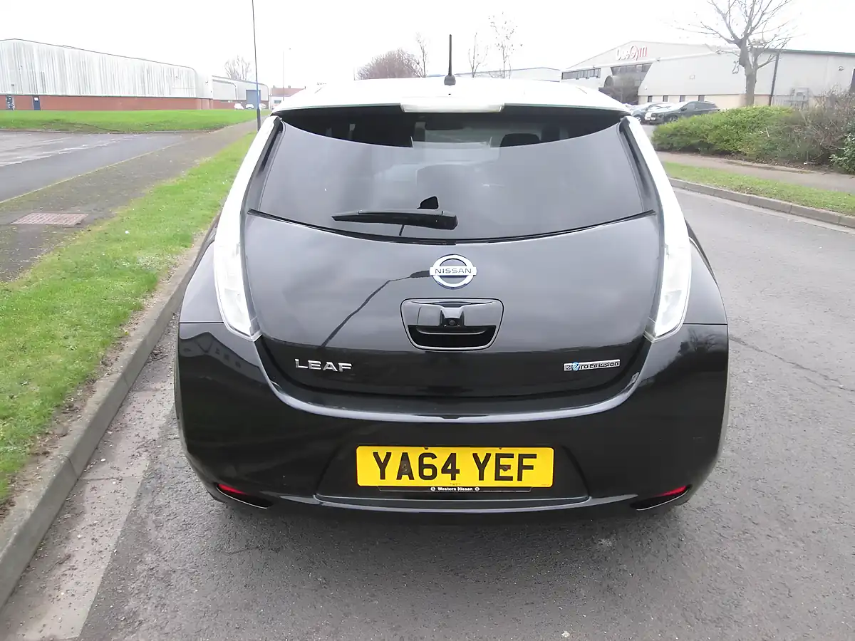Used 2015 Nissan Leaf Acenta Black - Interior and Exterior details 9