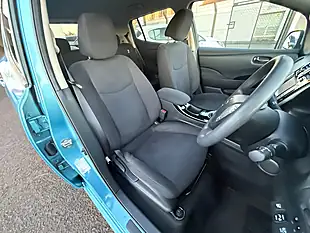 Used 2015 Nissan Leaf Acenta Blue - Interior and Exterior details 10