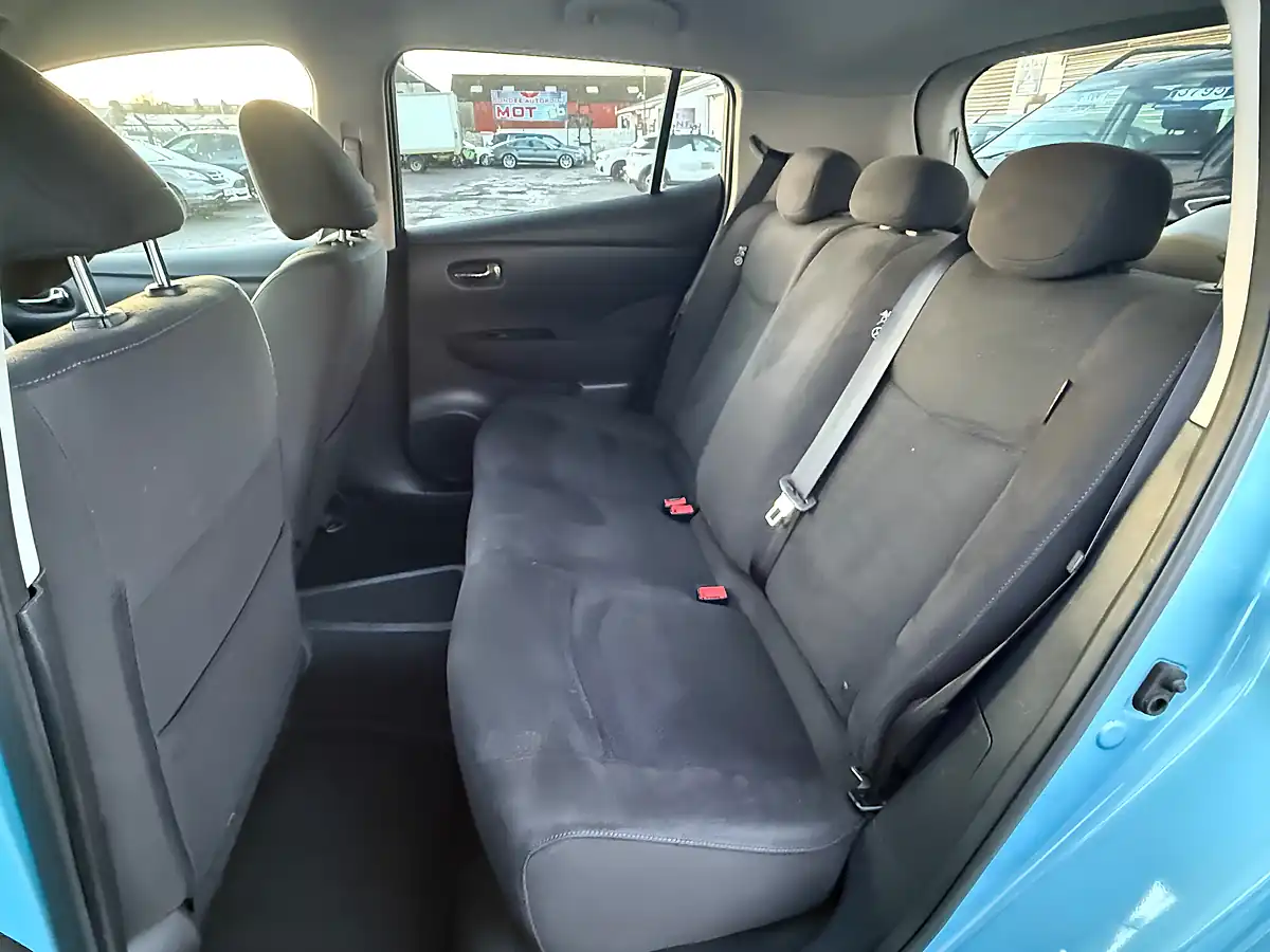 Used 2015 Nissan Leaf Acenta Blue - Interior and Exterior details 15