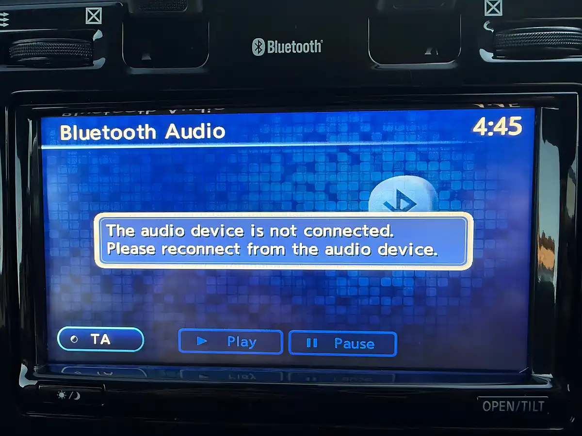 Used 2015 Nissan Leaf Acenta Blue - Interior and Exterior details 18