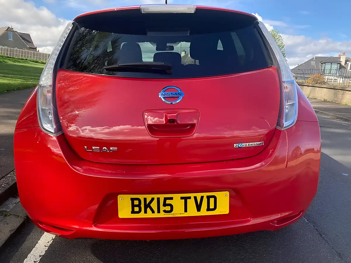 Used 2015 Nissan Leaf Acenta Red - Interior and Exterior details 8