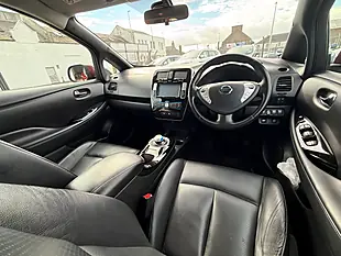Used 2015 Nissan Leaf Tekna Red - Interior and Exterior details 11
