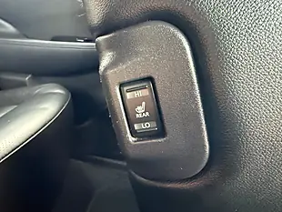 Used 2015 Nissan Leaf Tekna Red - Interior and Exterior details 16
