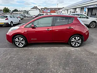 Used 2015 Nissan Leaf Tekna Red - Interior and Exterior details 8