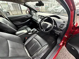 Used 2015 Nissan Leaf Tekna Red - Interior and Exterior details 9