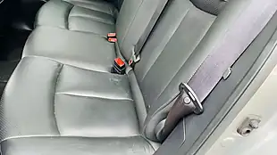 Used 2015 Nissan Leaf Tekna Silver - Interior and Exterior details 17