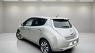 Used 2015 Nissan Leaf Tekna Silver - Interior and Exterior details 18