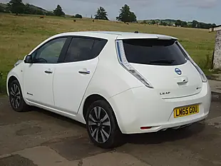 Used 2015 Nissan Leaf Tekna White - Interior and Exterior details 20
