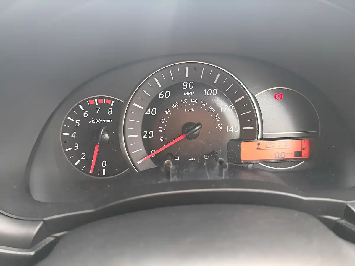 Used 2015 Nissan Micra Acenta Euro 5 5dr Blue - Interior and Exterior details 12