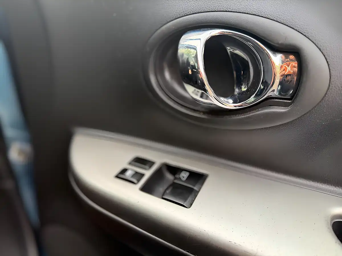 Used 2015 Nissan Micra Acenta Euro 5 5dr Blue - Interior and Exterior details 16
