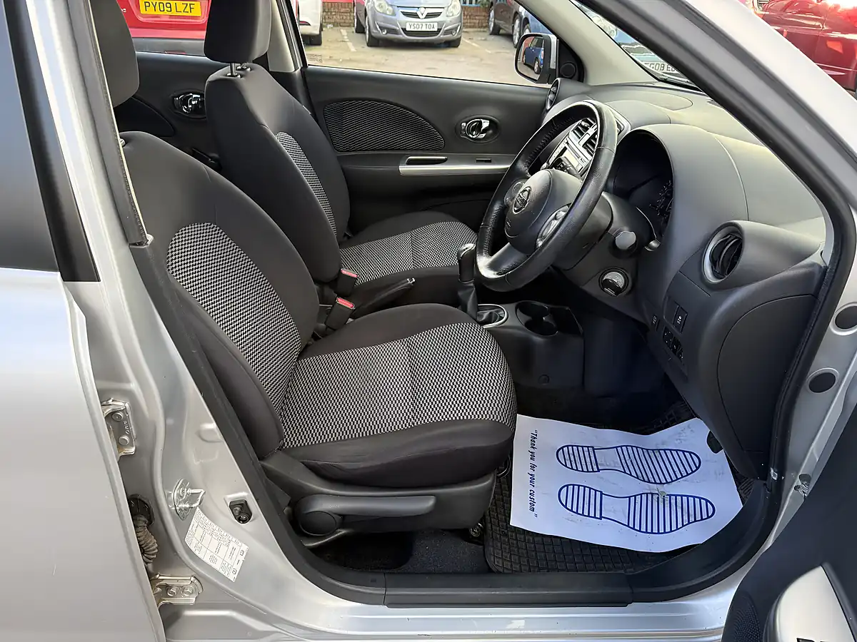 Used 2015 Nissan Micra Acenta Silver - Interior and Exterior details 12