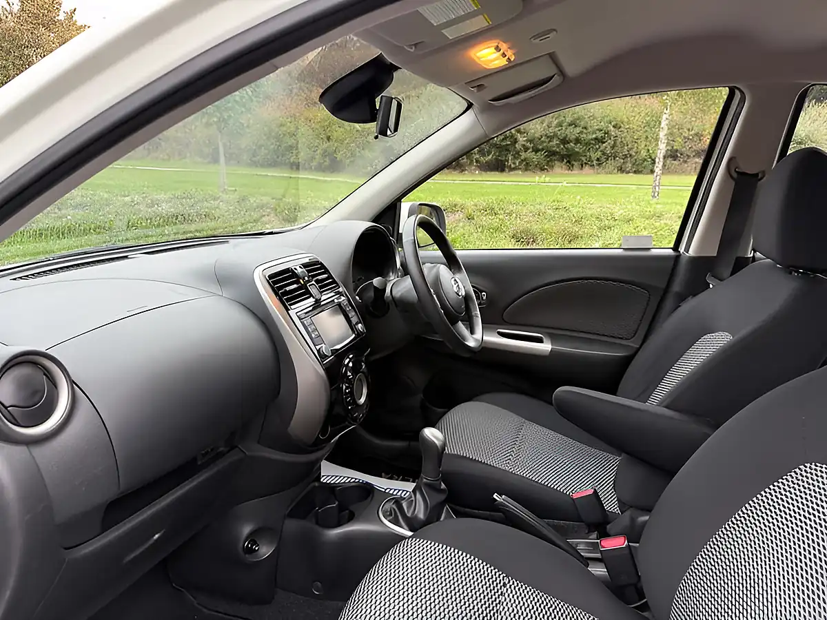 Used 2015 Nissan Micra Acenta White - Interior and Exterior details 10