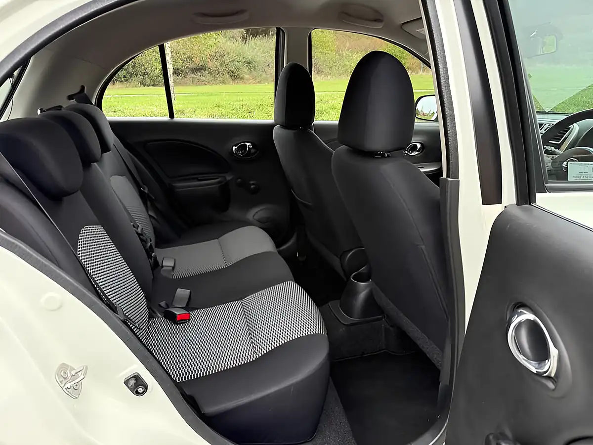 Used 2015 Nissan Micra Acenta White - Interior and Exterior details 13