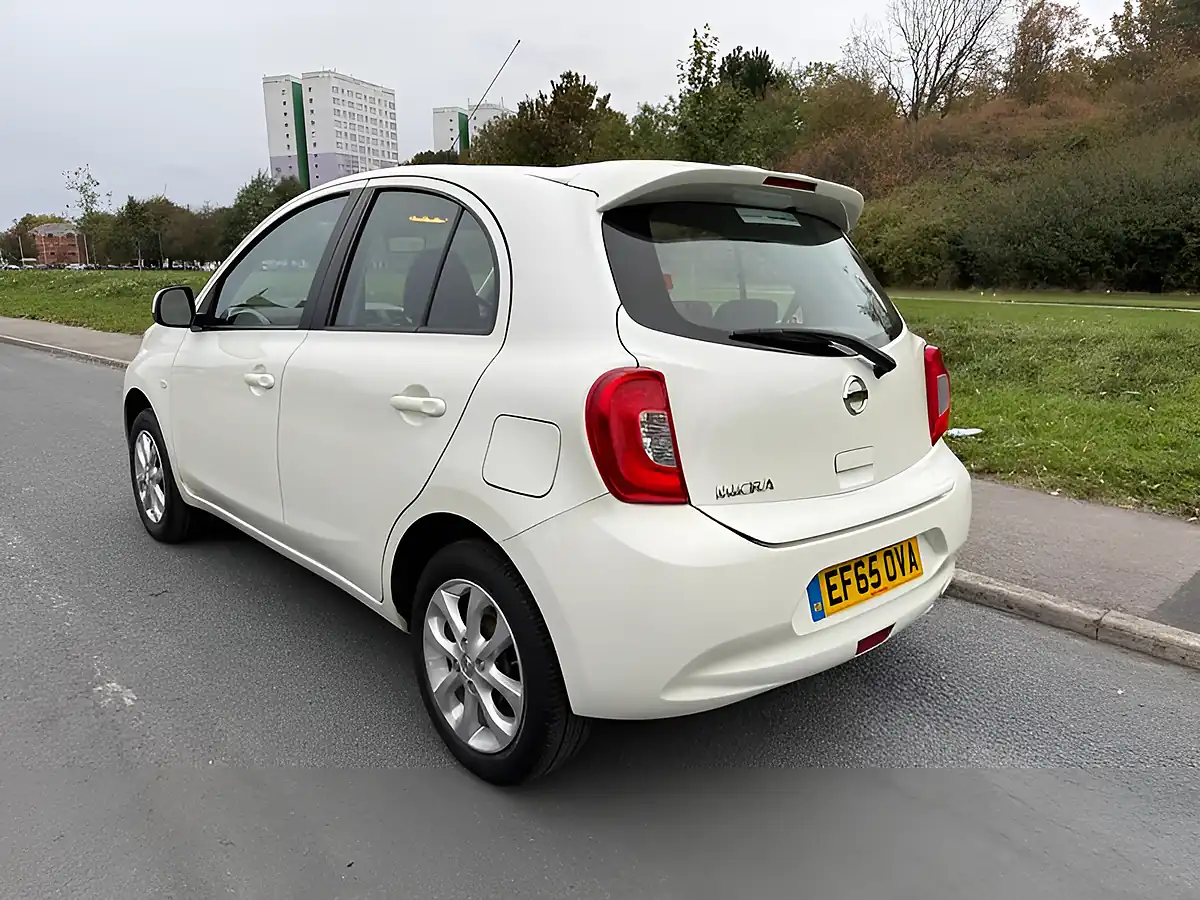 Used 2015 Nissan Micra Acenta White - Interior and Exterior details 4