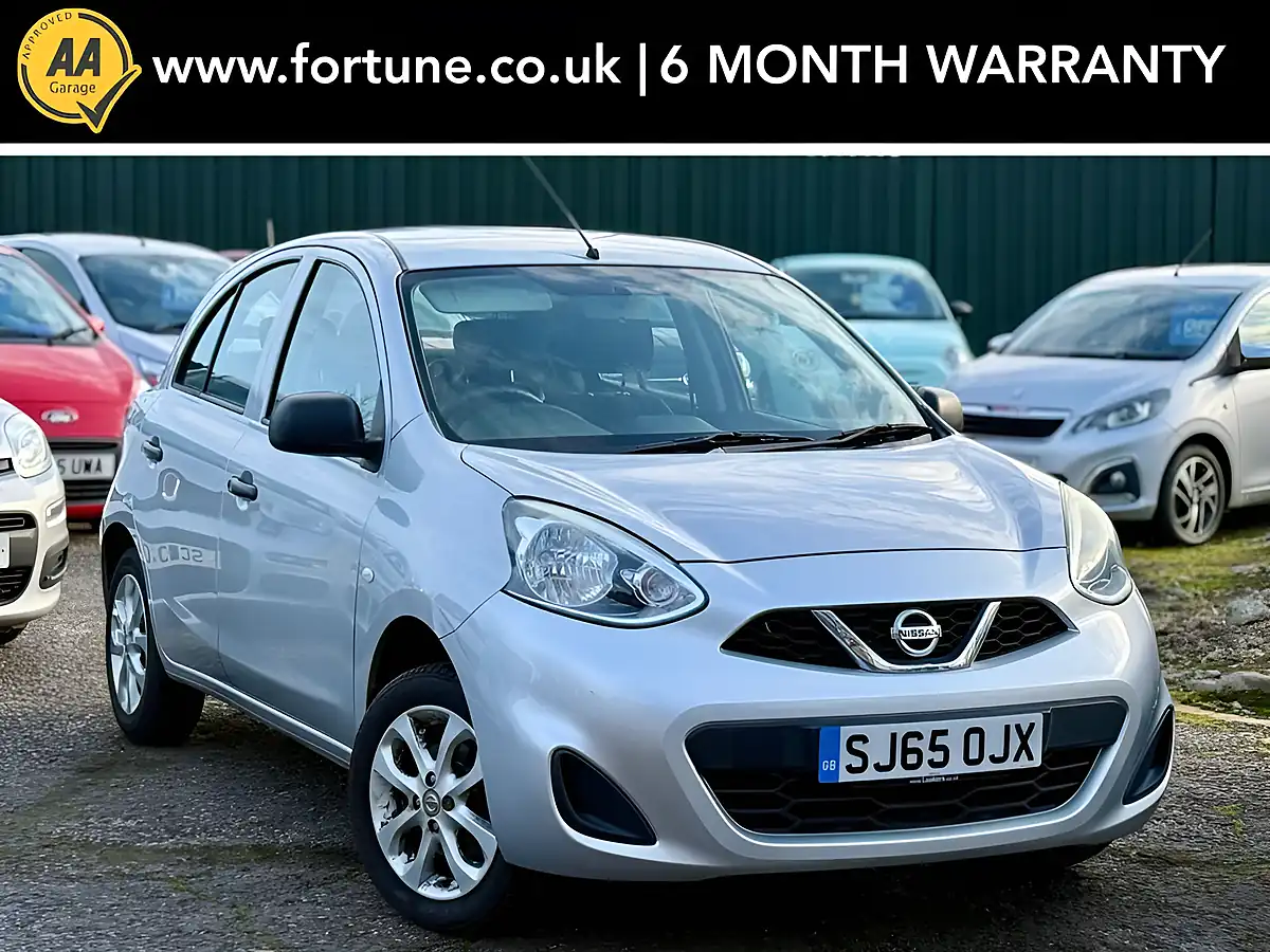 Used 2015 Nissan Micra Vibe Silver - Front View