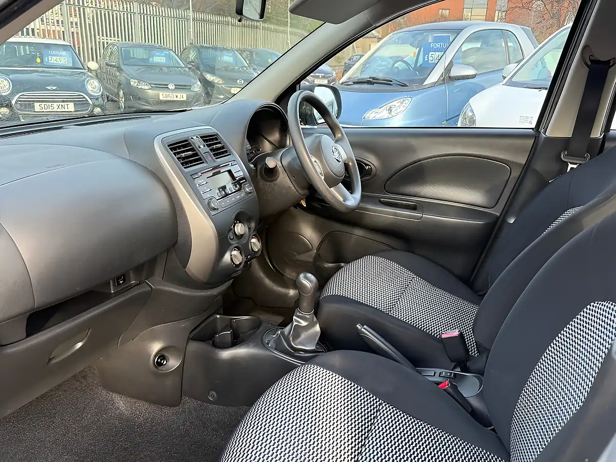 Used 2015 Nissan Micra Vibe Silver - Interior and Exterior details 10