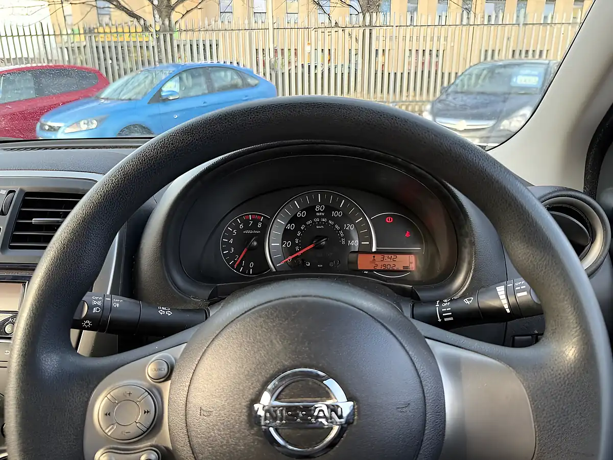 Used 2015 Nissan Micra Vibe Silver - Interior and Exterior details 12