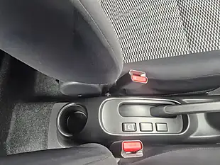 Used 2015 Nissan Micra Visia Silver - Interior and Exterior details 13