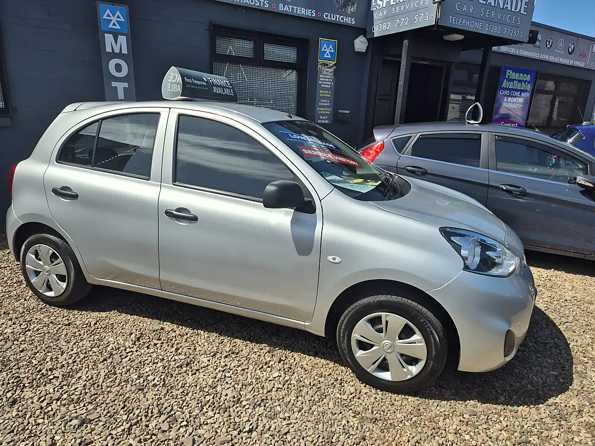Used 2015 Nissan Micra Visia Silver - Interior and Exterior details 4