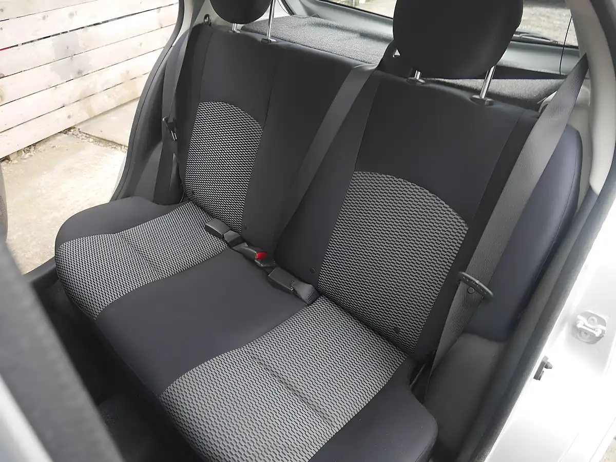 Used 2015 Nissan Micra Visia Universal Silver - Interior and Exterior details 11