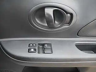 Used 2015 Nissan Micra Visia Universal Silver - Interior and Exterior details 17
