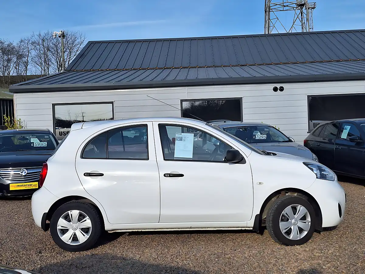 Used 2015 Nissan Micra Visia White - Interior and Exterior details 14