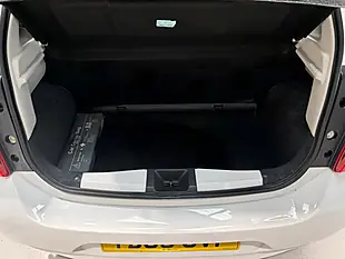 Used 2015 Nissan Micra Visia White - Interior and Exterior details 19