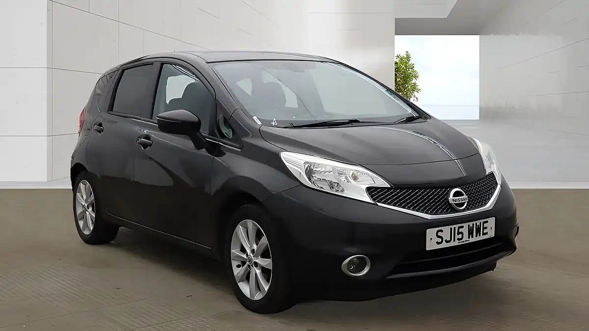 Used 2015 Nissan Note Acenta Premium Black - Front View