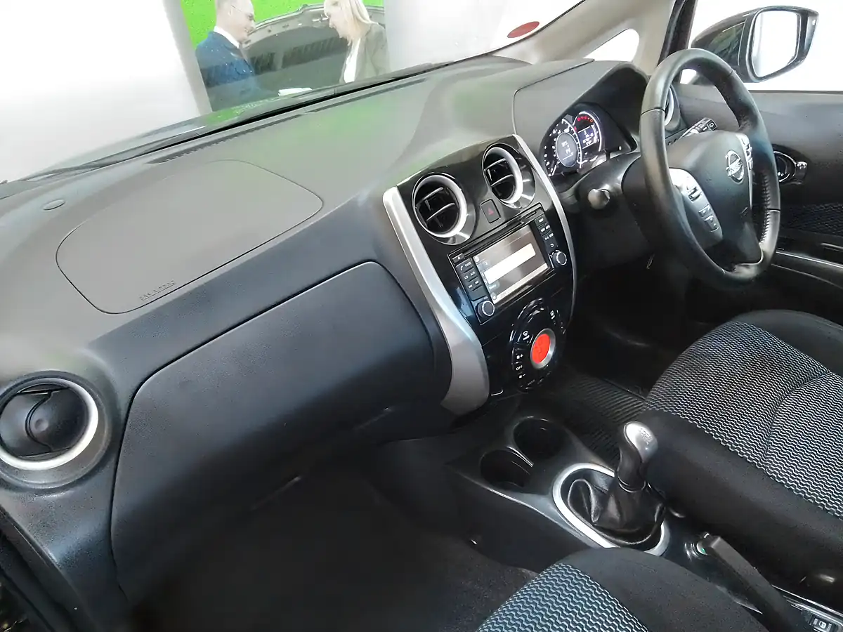 Used 2015 Nissan Note Acenta Premium Black - Interior and Exterior details 15