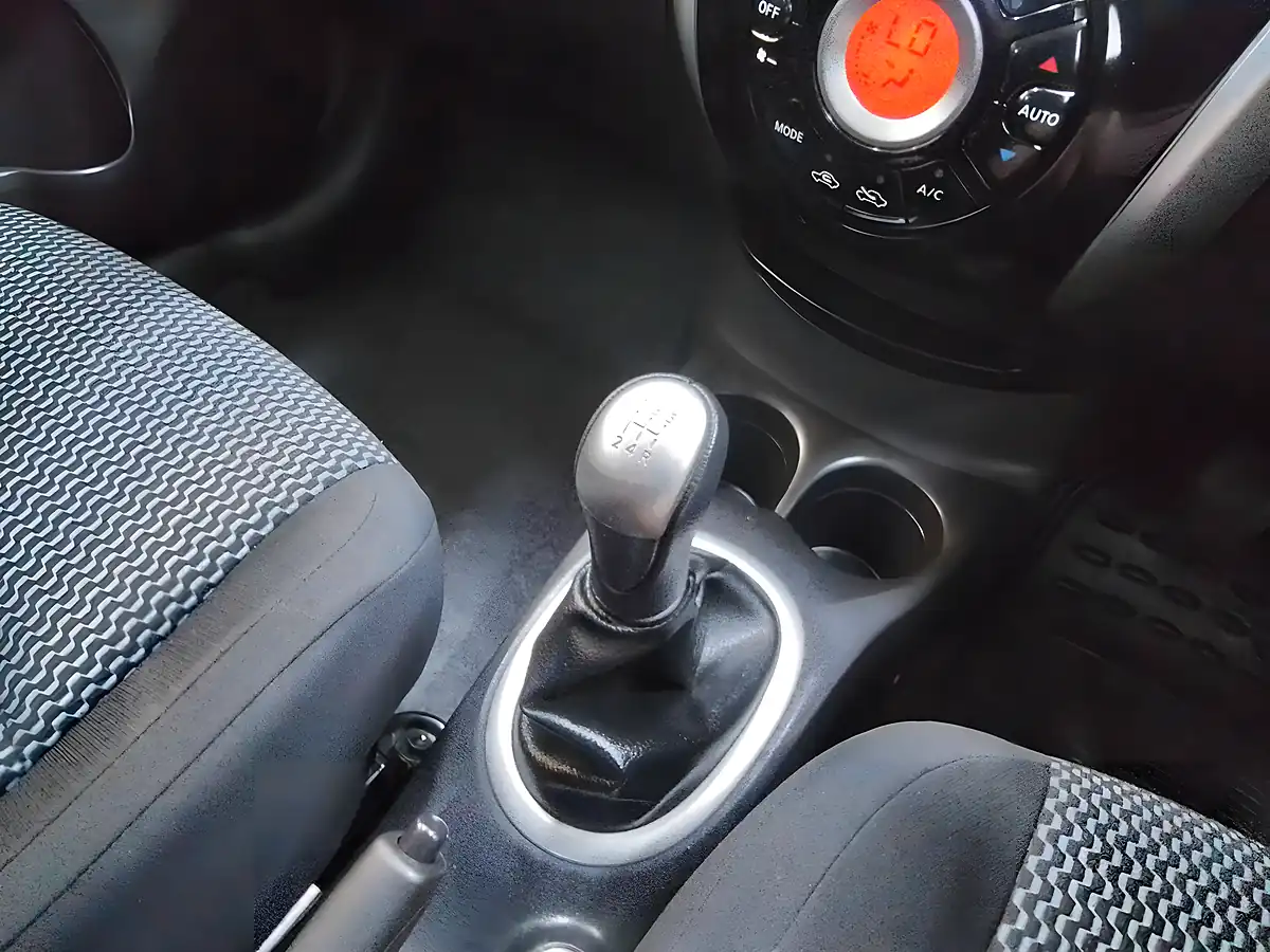 Used 2015 Nissan Note Acenta Premium Black - Interior and Exterior details 17