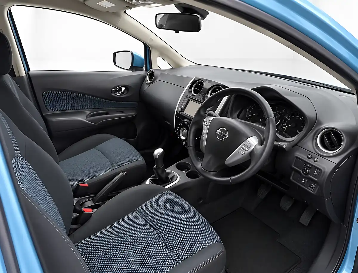 Used 2015 Nissan Note Acenta Premium Blue - Interior and Exterior details 8