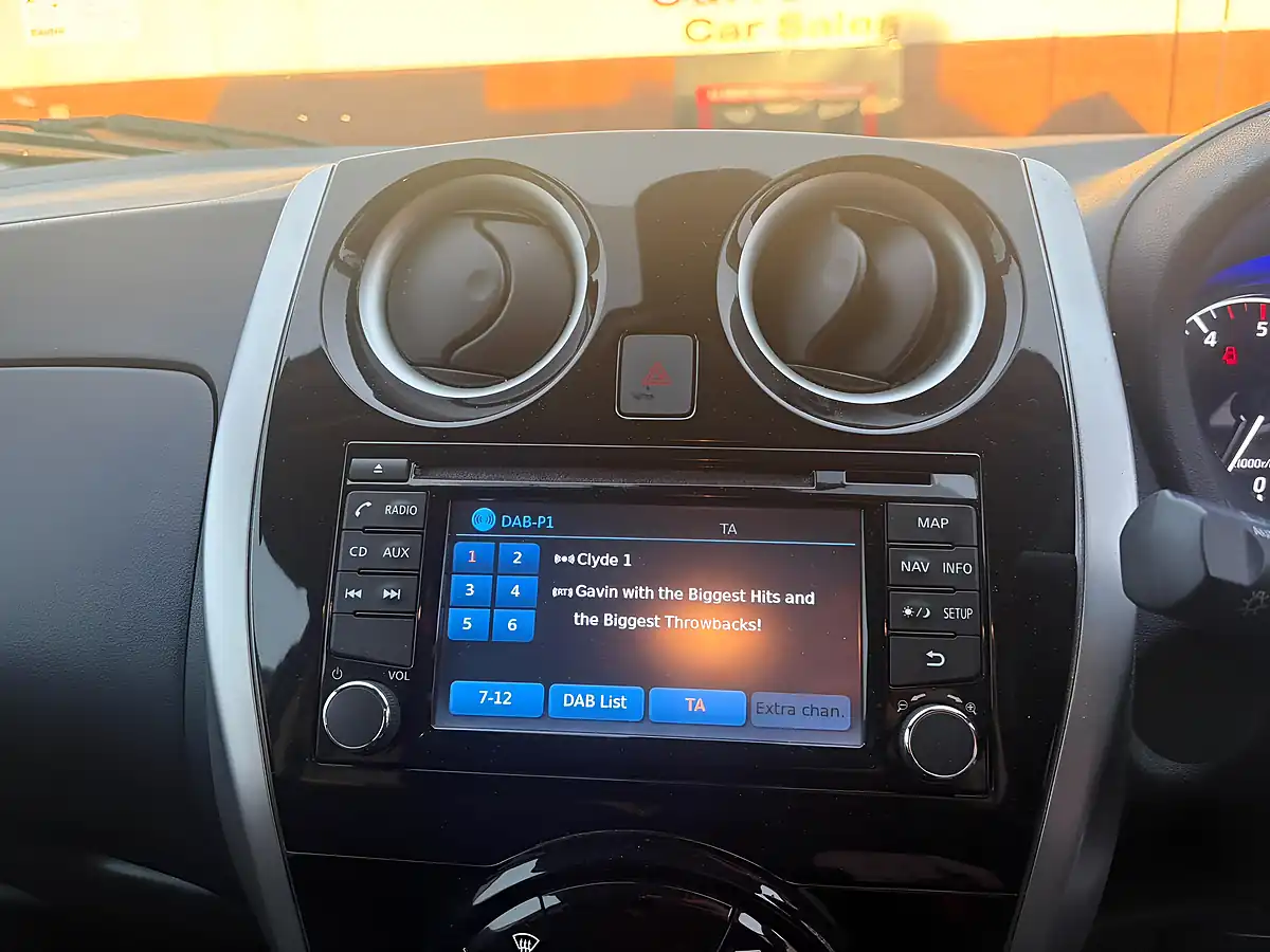 Used 2015 Nissan Note Acenta Premium Blue - Interior and Exterior details 11