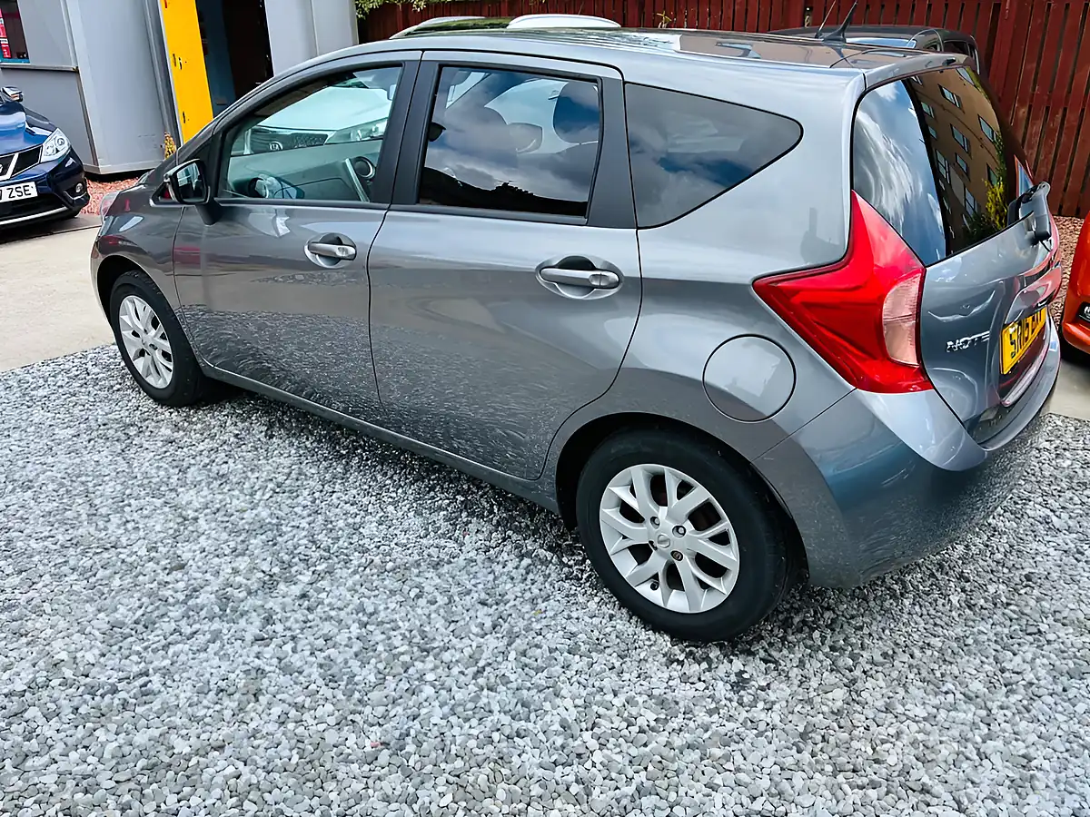Used 2015 Nissan Note Acenta Premium Grey - Interior and Exterior details 16