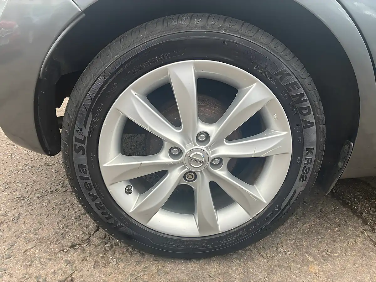 Used 2015 Nissan Note Acenta Premium Grey - Interior and Exterior details 10