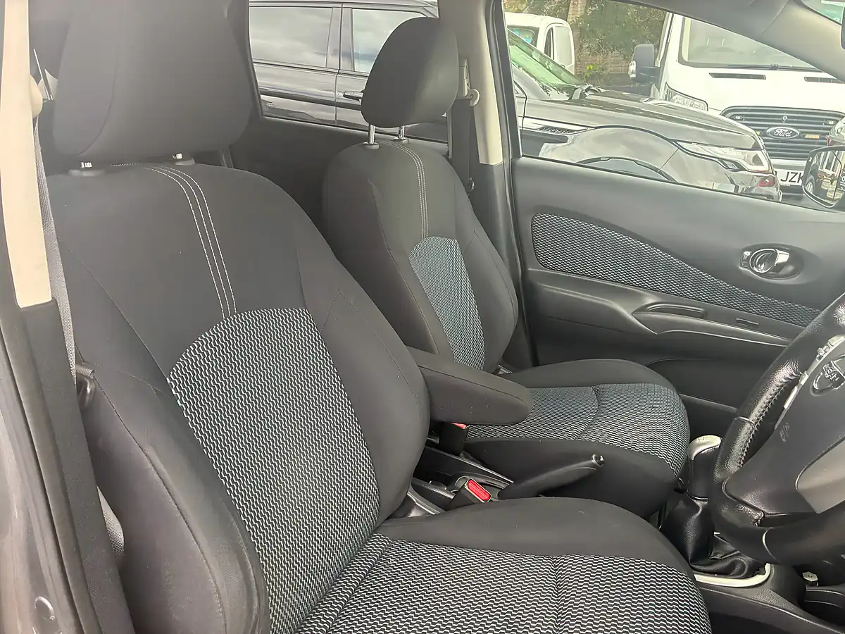 Used 2015 Nissan Note Acenta Premium Grey - Interior and Exterior details 16