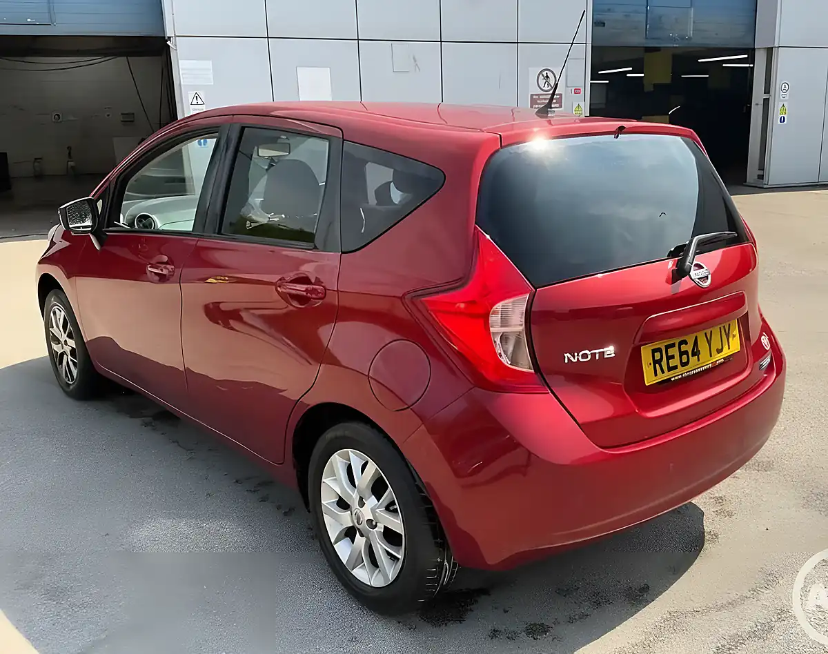 Used 2015 Nissan Note Acenta Premium Red - Interior and Exterior details 4